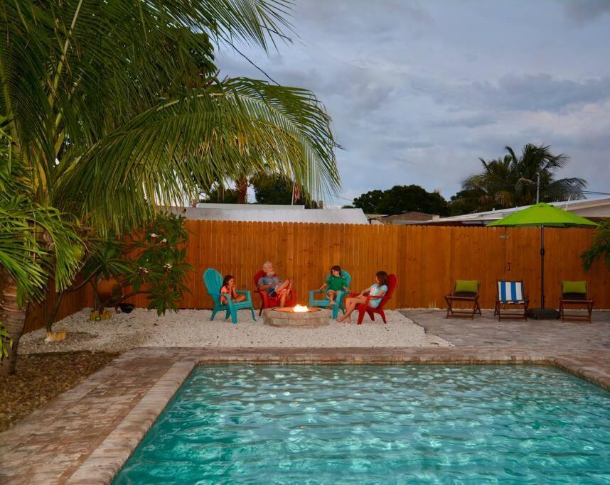 Tropical Retreat Near Beaches, Cruise Terminals Merritt Island ภายนอก รูปภาพ