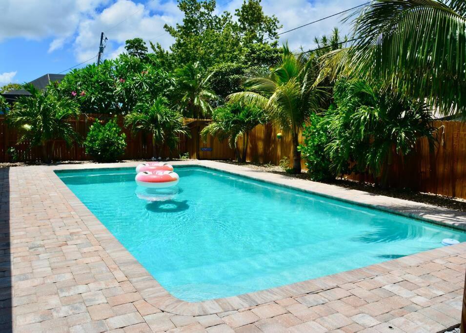 Tropical Retreat Near Beaches, Cruise Terminals Merritt Island ภายนอก รูปภาพ