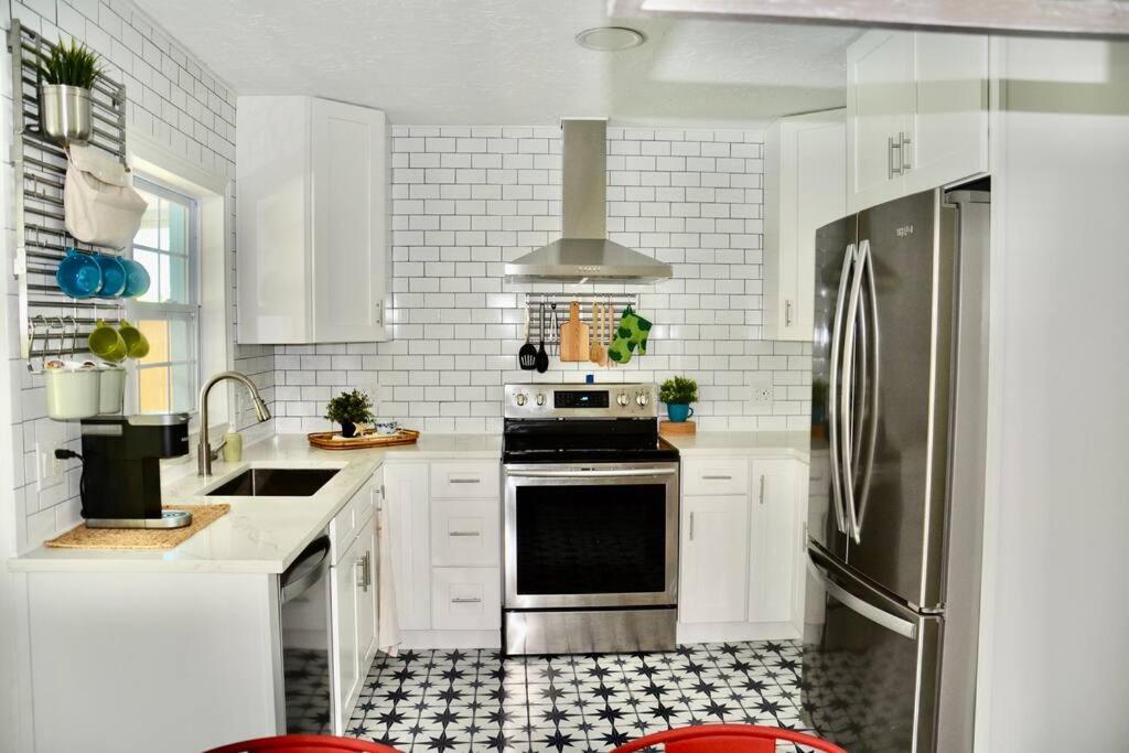 Tropical Retreat Near Beaches, Cruise Terminals Merritt Island ภายนอก รูปภาพ